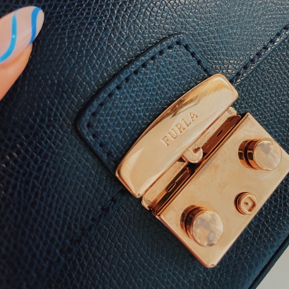 Furla mini crossbody bag - Picture 3 of 5